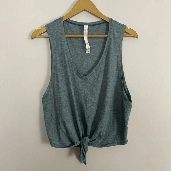 Lululemon Knot Gonna Fly Knotted Cropped Tank - Picture 3 of 10